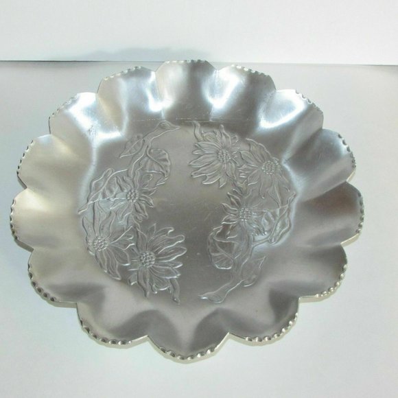 Round Aluminum Tray Shallow Bowl FABER & SLEVIN Poinsettia Flowers Mid-century - Picture 7 of 8